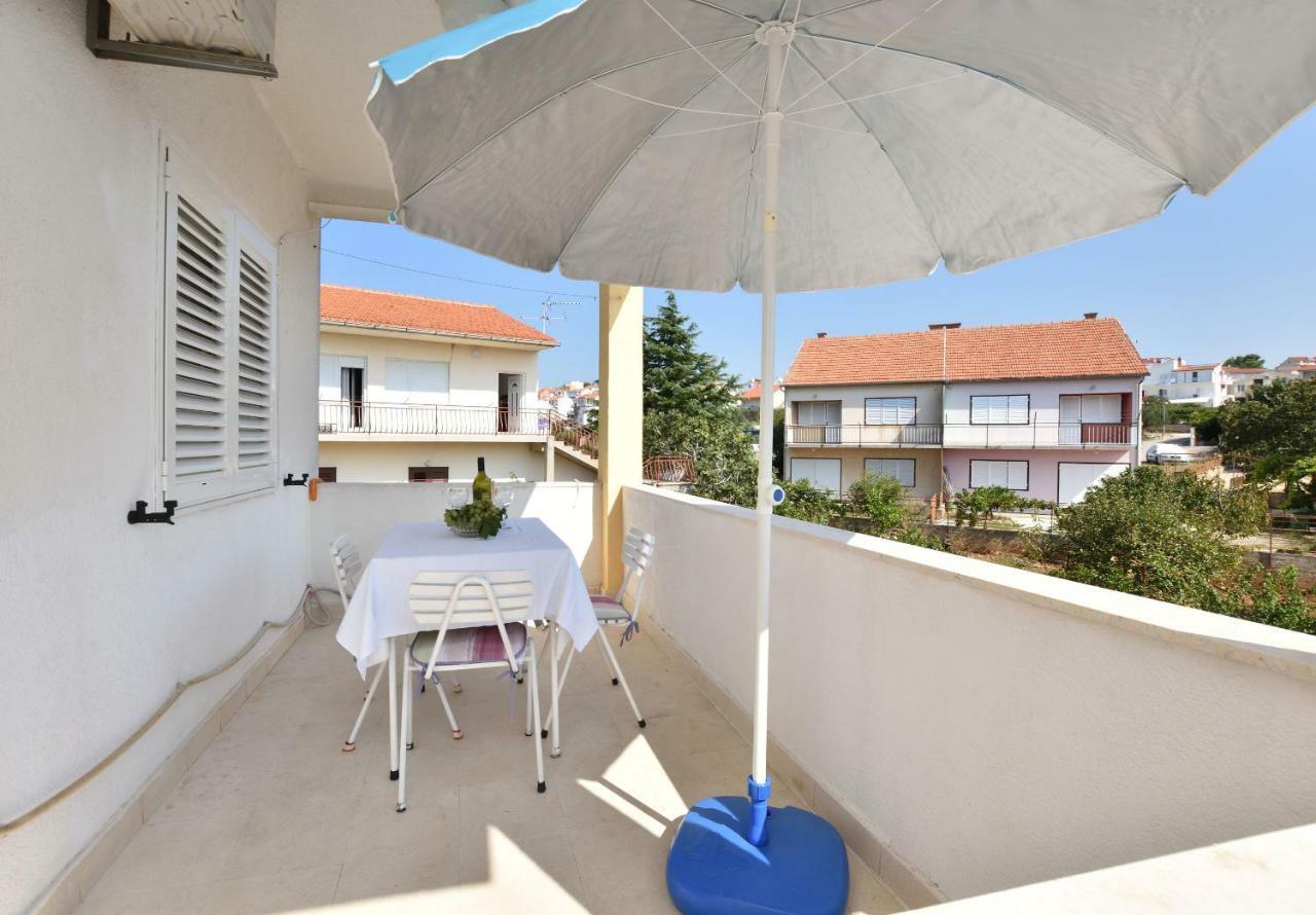 Apartments Visnja Primosten Exterior photo