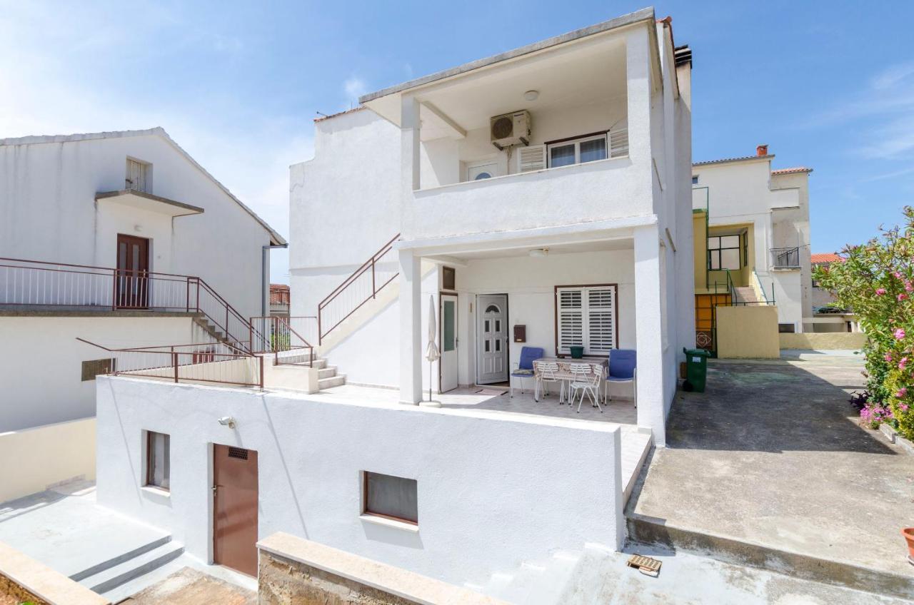 Apartments Visnja Primosten Exterior photo